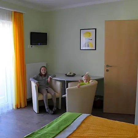 Zum Mohrn Inn
